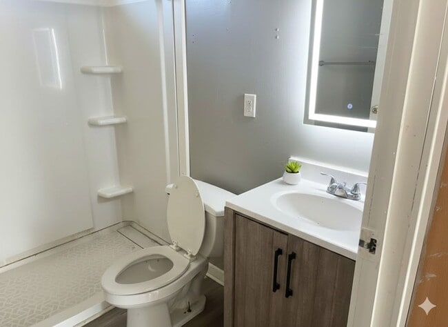 Building Photo - 142 Snowhill Church Rd