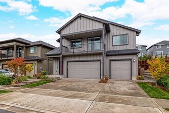 Building Photo - Elegant 4 Bedroom| 3 Bathroom Tigard Home ...