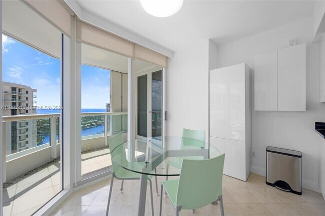 Building Photo - 21055 Yacht Club Dr