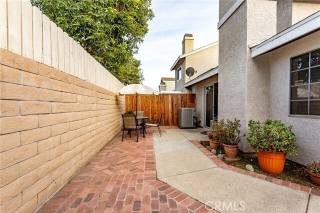 Building Photo - 1653 Toyon Pl