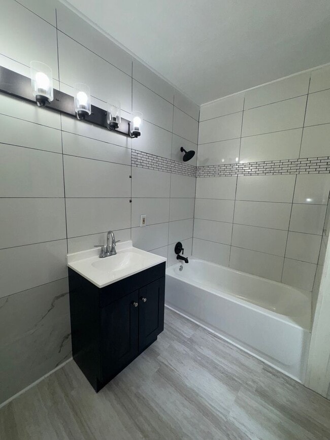 Building Photo - 1024 Quintard Ave