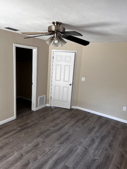 Building Photo - 7504 Greybirch Terrace