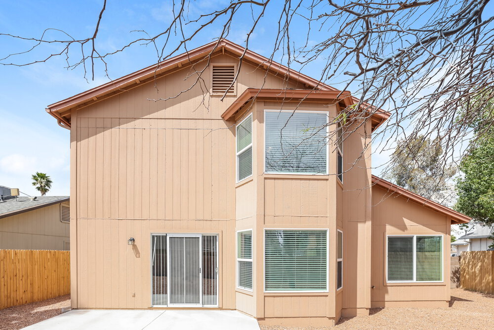 Building Photo - 2811 W Calle Del Tigre