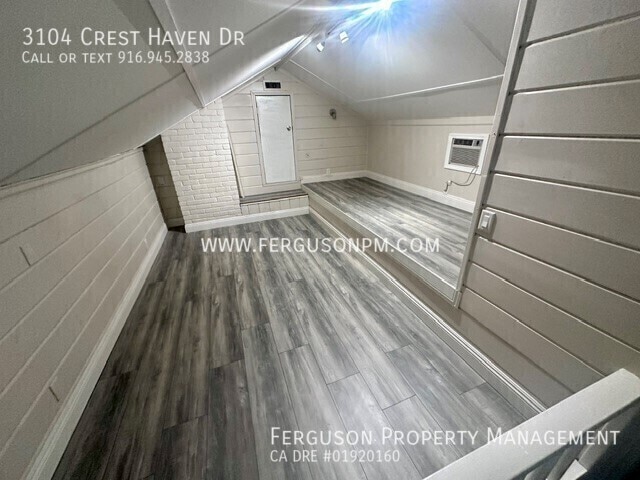 Building Photo - 3104 Crest Haven Dr