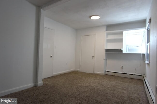 Building Photo - 104 Lincoln Ave SW