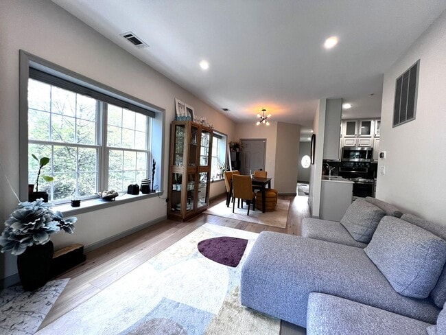 Building Photo - 1510 Half Moon Bay Dr