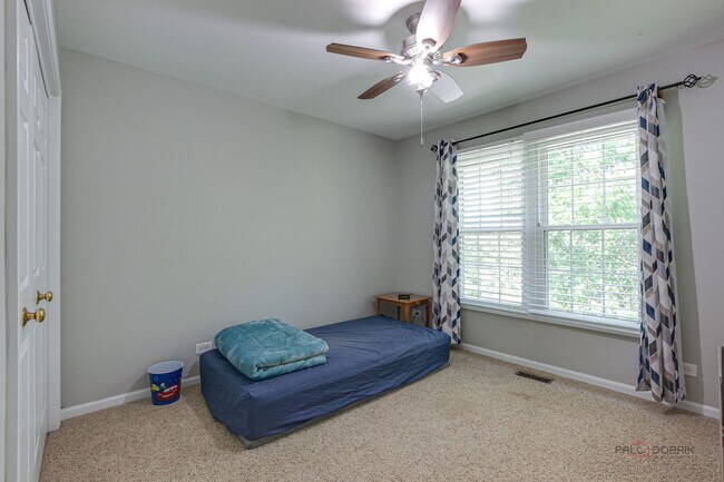 Building Photo - 108 Brook Hill Ln