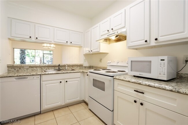 Building Photo - 10034 Poppy Hill Dr
