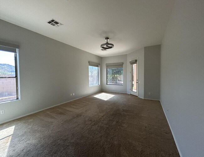 Building Photo - 26041 N Fernbush Dr