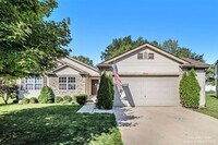 Building Photo - 4267 Knollcrest Dr