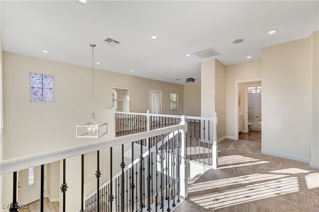 Building Photo - 536 Puenta Del Rey St