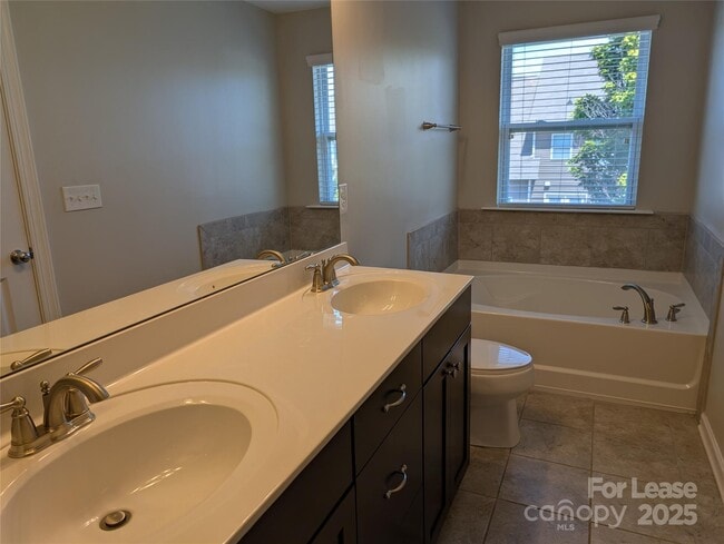Building Photo - 5508 Trieg Dr