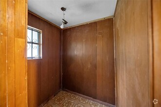 Building Photo - 8447 Sterlingshire St
