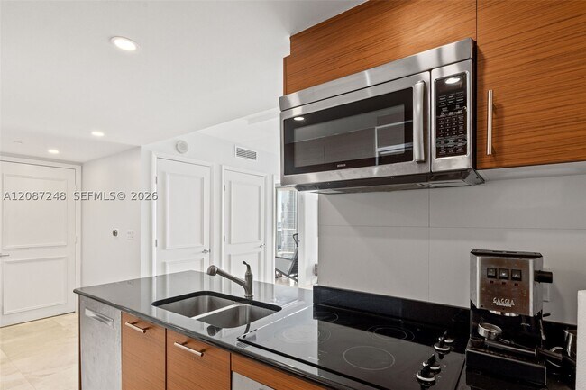 Building Photo - 50 Biscayne Blvd
