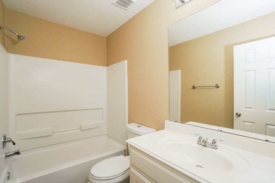 Building Photo - 11475 Coral Canyon