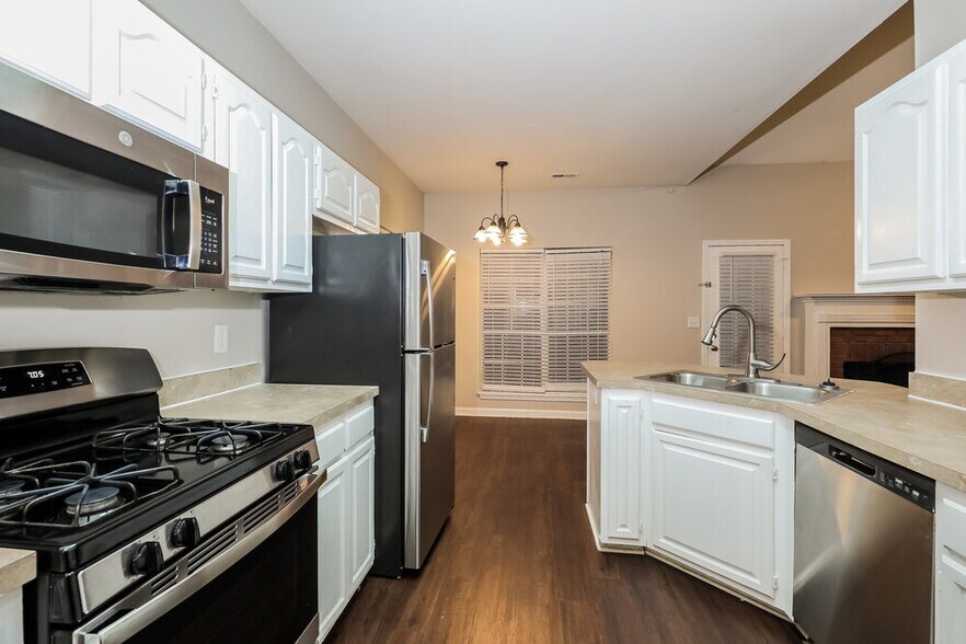 Building Photo - 118 Burleyson Dr