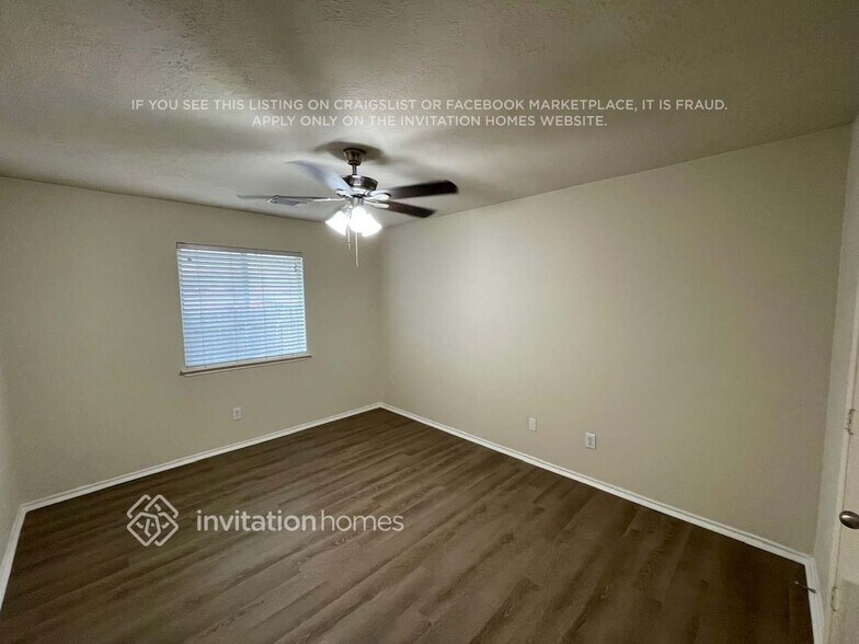 Building Photo - 21223 Rezanof Rd