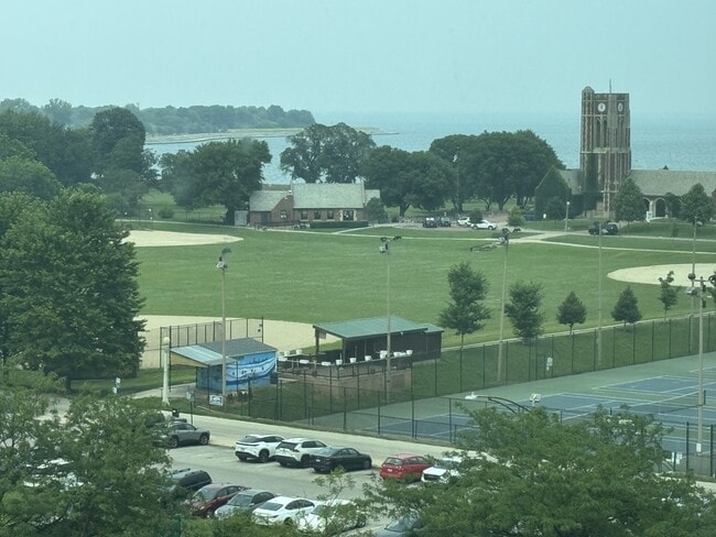 Building Photo - 3600 N Lake Shore Dr