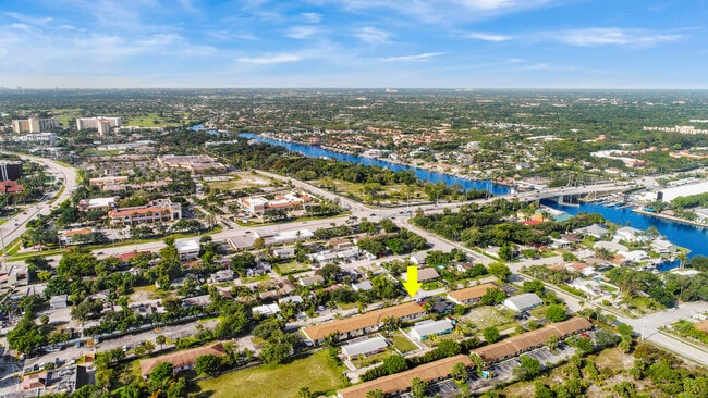 Building Photo - 1919 Doffer Ln