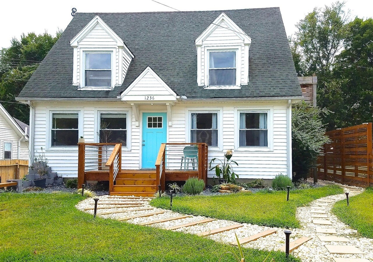 Building Photo - 1236 Sunnymeade Dr