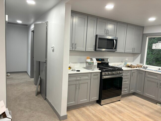 Building Photo - 10608 166th Pl NE