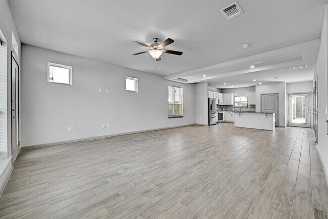 Building Photo - 5513 Charles Merle Dr.