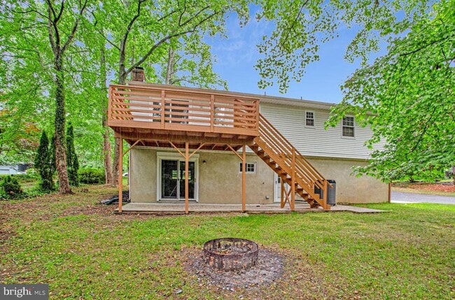 Building Photo - 607 Ridge Dr