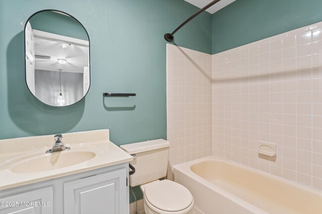 Building Photo - 452 Indigo Ct
