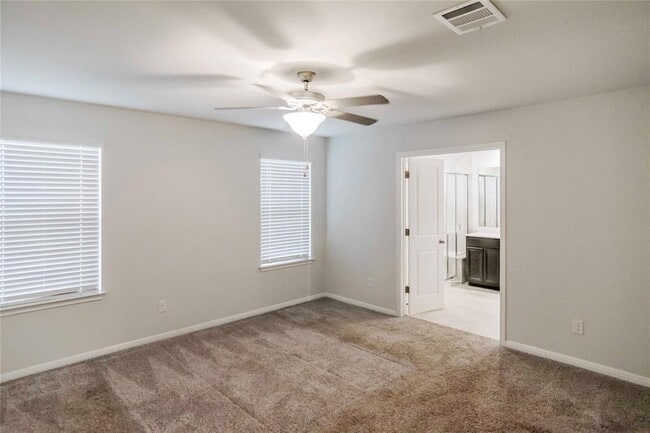 Building Photo - 5713 Pleasanton Pkwy
