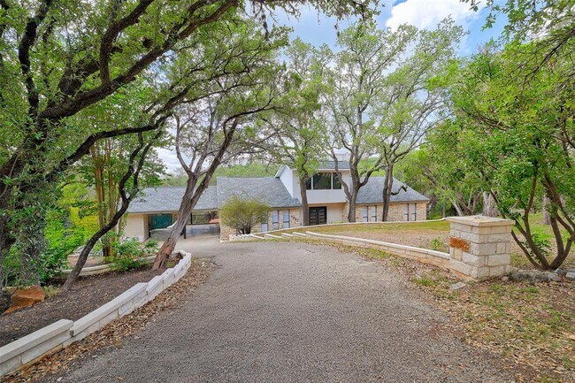 Building Photo - 7903 Entrada Cove