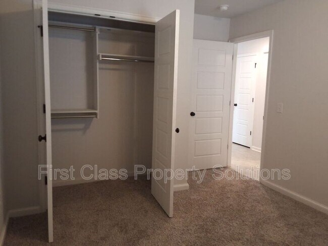 Building Photo - 19616 Bolton Rd