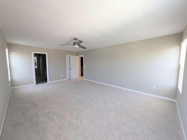 Building Photo - 9013 Hawk Hl Wy