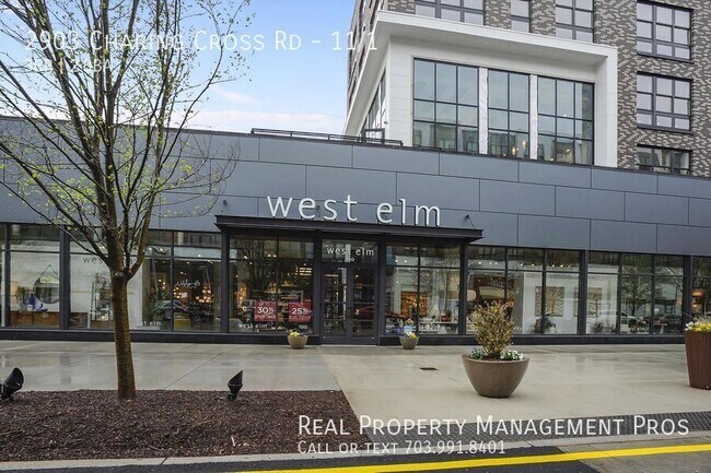 Building Photo - 2903 Charing Cross Rd