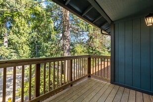 Building Photo - Timber Run