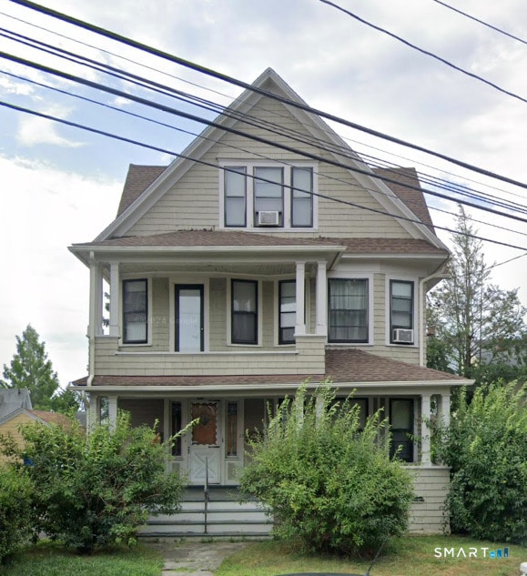 Building Photo - 24 Monroe St