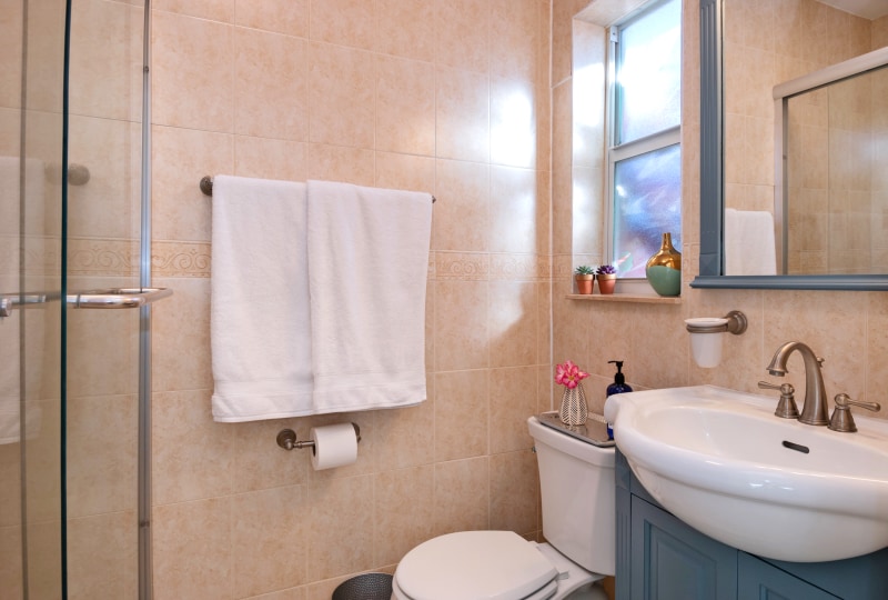 Building Photo - 1420 NE 17th Terrace