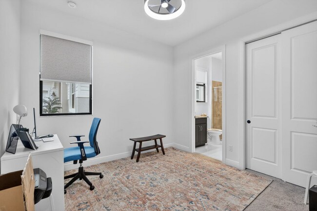 Building Photo - 10195 SW Latium Wy