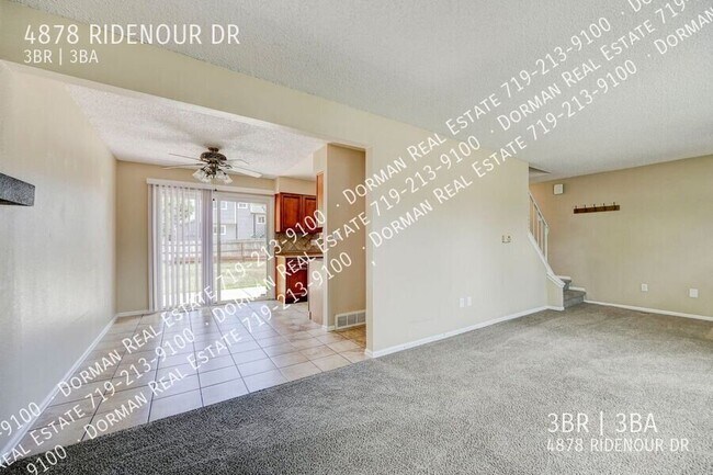 Building Photo - 4878 Ridenour Dr