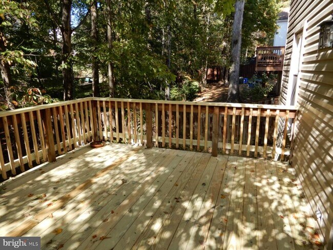 Building Photo - 7014 Maple Tree Ln