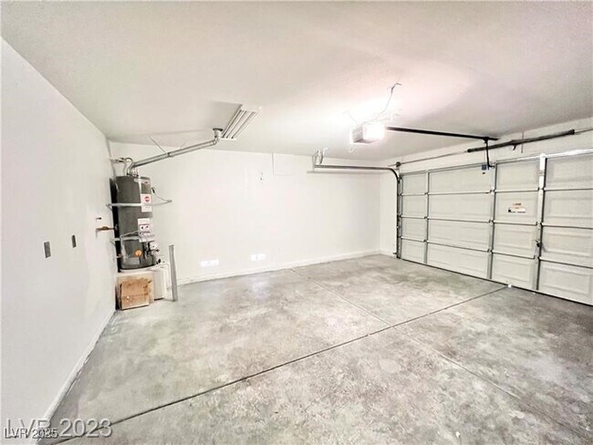 Building Photo - 9325 Hidden Harbor Ave