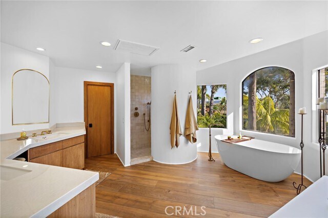 Building Photo - 31941 Paseo Cielo