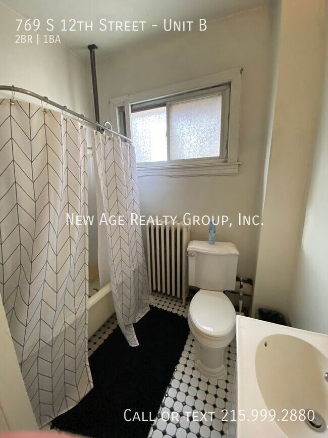 Building Photo - 769 S 12th St