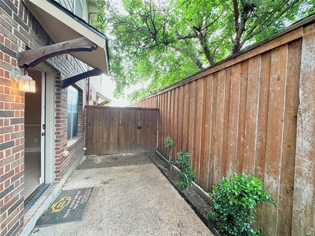 Building Photo - 13336 Patito Pl