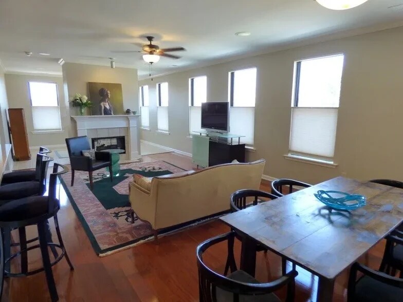 Living Room - 721 Litty Ct