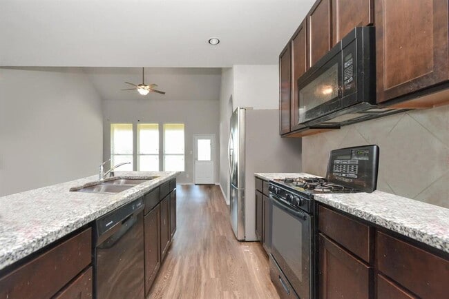 Building Photo - 3574 Paganini Pl