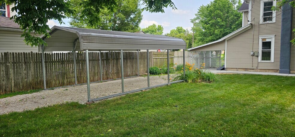 Carport - 9 W Pease Ave