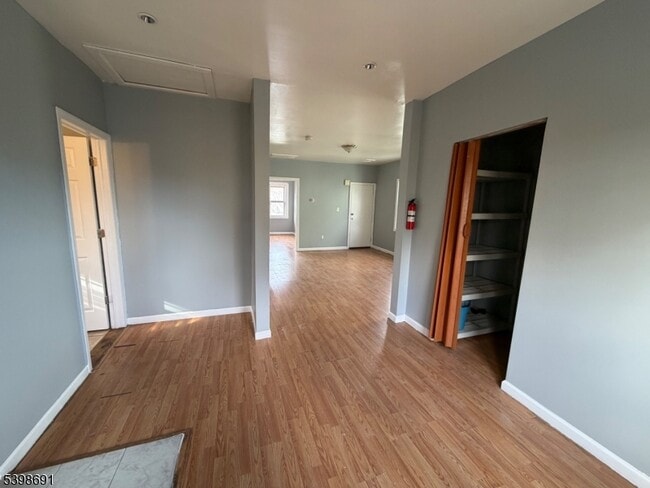 Building Photo - 178 Osborne Terrace