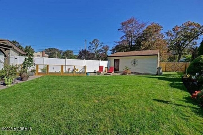 Building Photo - 1202 Allaire Ave