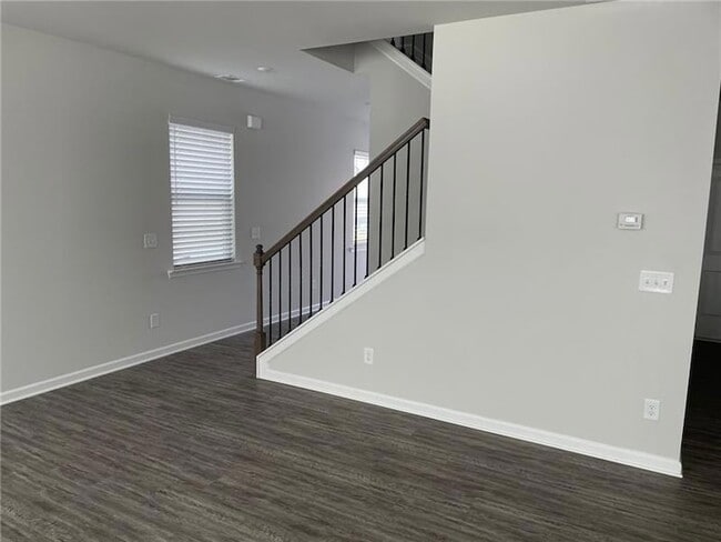 Building Photo - 92 Shelter Ln E