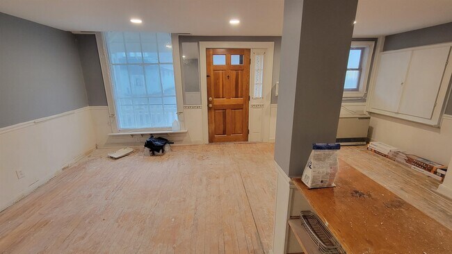 Building Photo - 1322 New Hampshire Rte 175